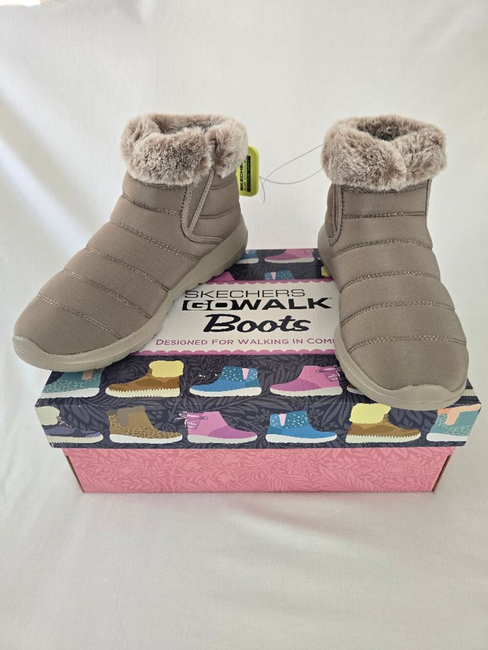 Skechers GOwalk Taupe Faux Fur Puffer Ankle Boots Size 10 Womens 179130S NIB